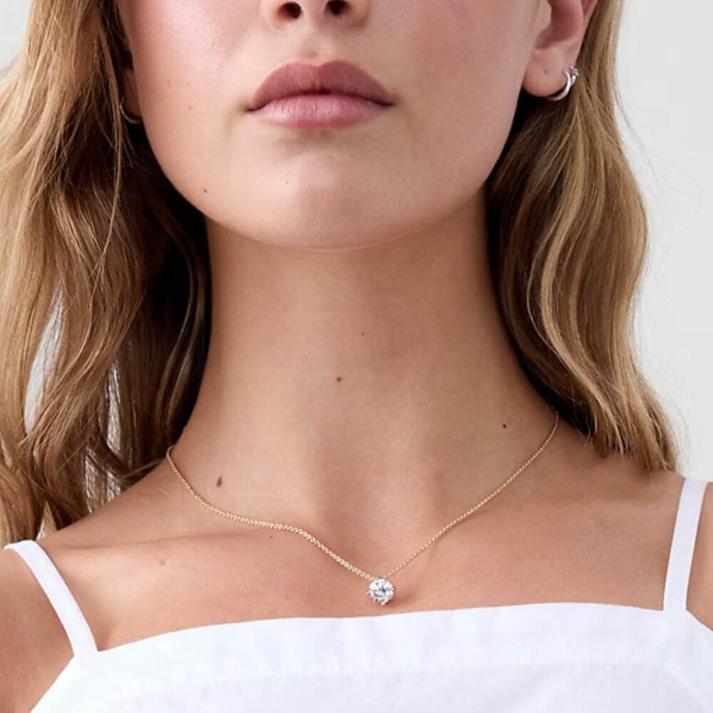 Banana Republic Cubic Zirconia Solitaire Necklace/NWT - Picture 2 of 9